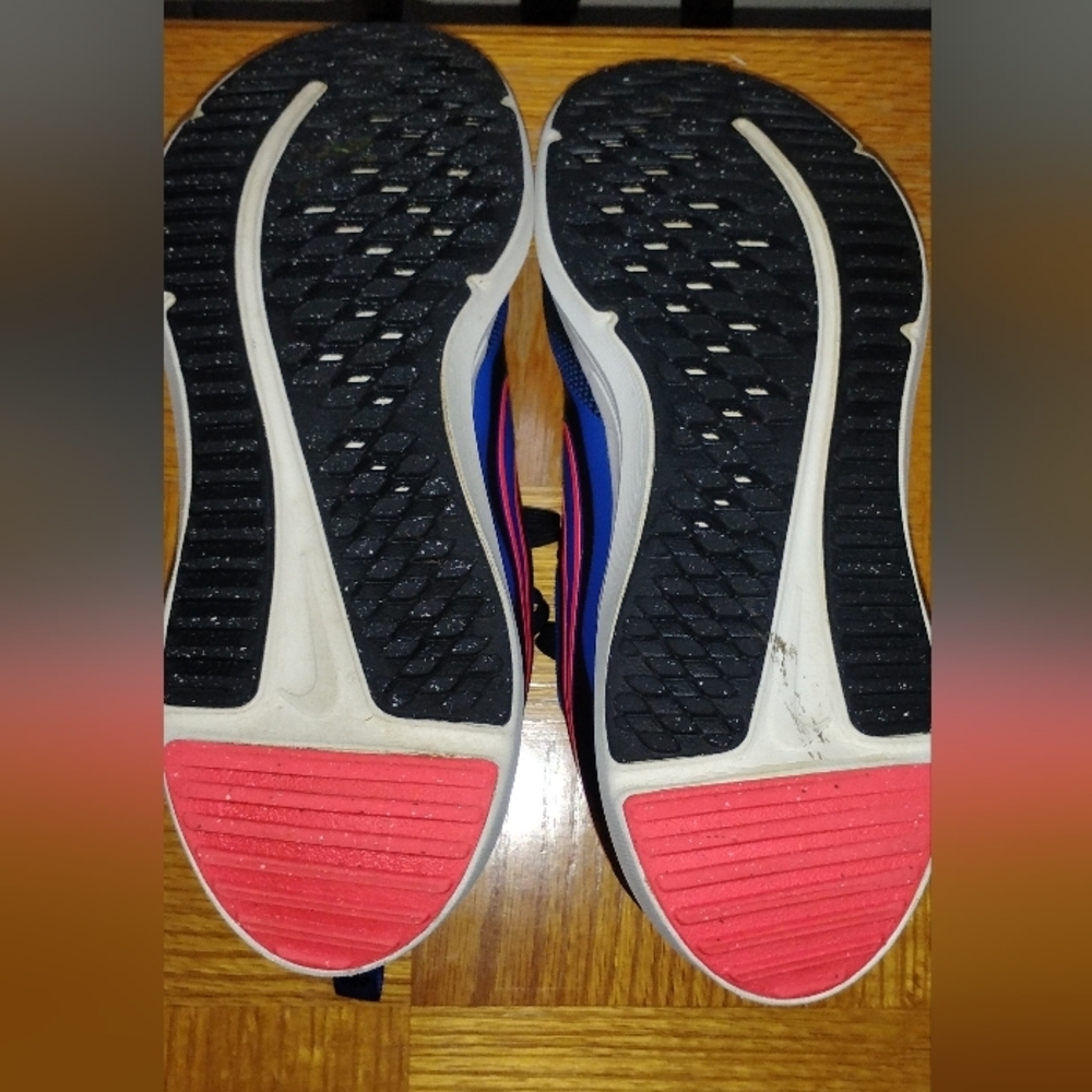 Nike Cosmic Runner PSV Eggplant Swoosh  Running Shoes HM4400-002 7Y - Picture 11 of 16